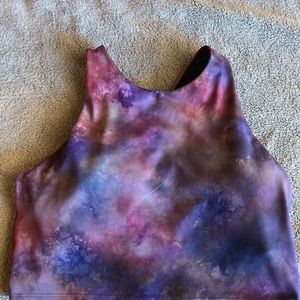 Athleta Conscious Crop top (w/ built in bra A-C) size Large. Worn twice.